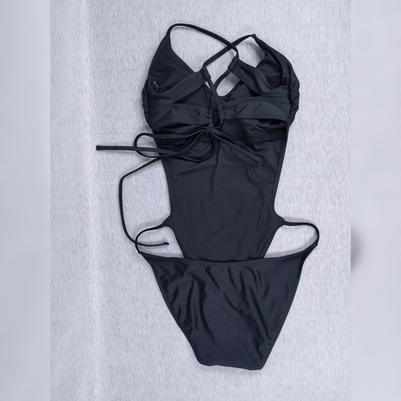🎄 3/$35 4x 👯‍♀️Host Pick⚡️Xhilaration One Piece Monokini - Picture 6 of 12